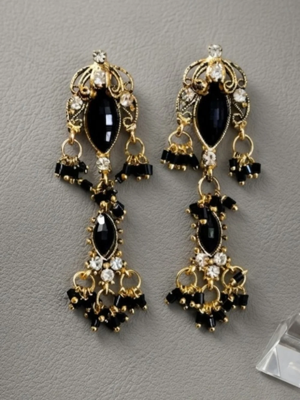 Vintage Black and Gold chandelier earrings - Women Jewelry